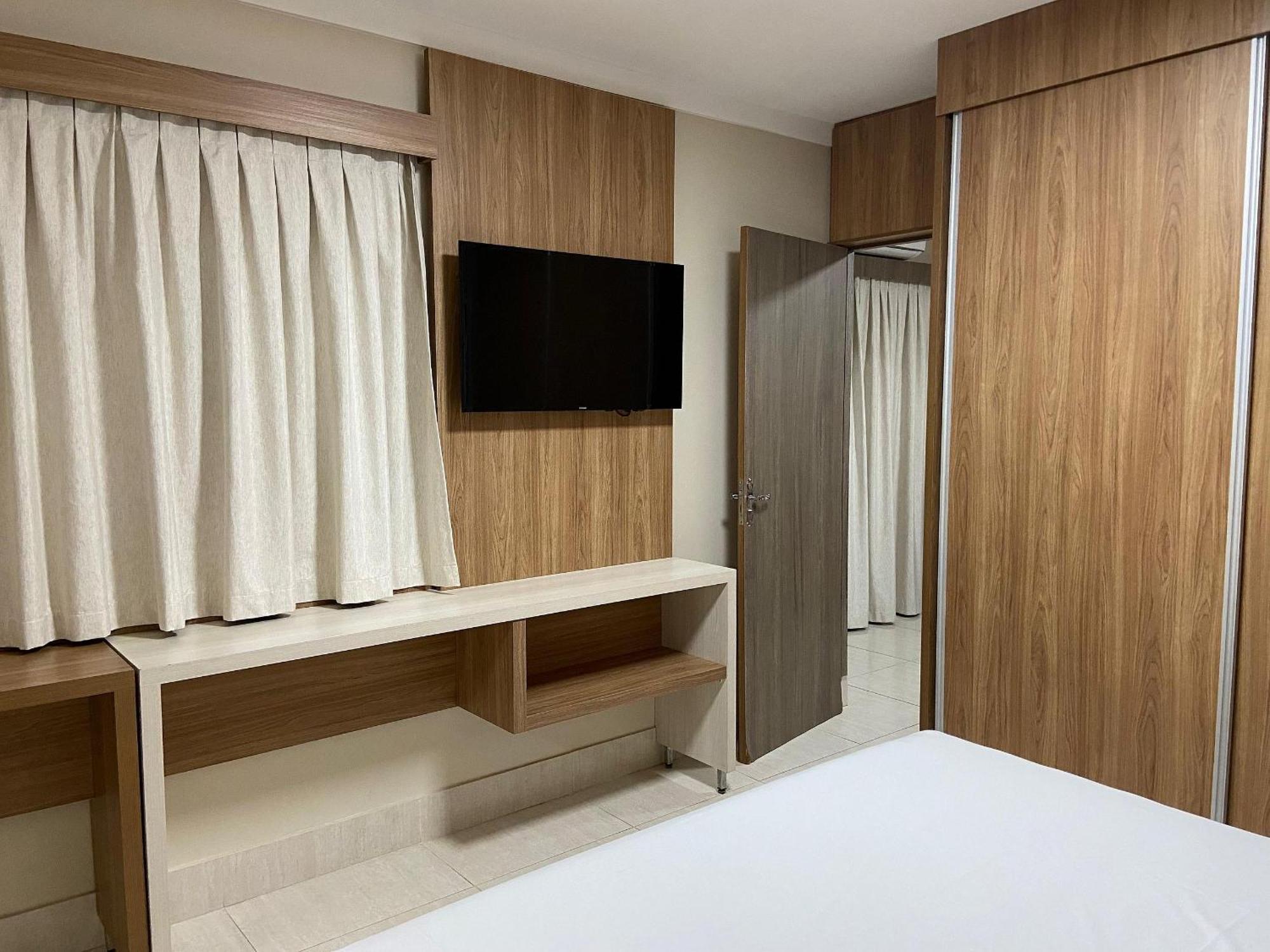 Piazza Diroma Com Acesso Ao Acqua Park E Splash 卡达斯诺瓦斯 外观 照片